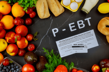 P-ebt rodeado de frutas - P-EBT de Verano 2022