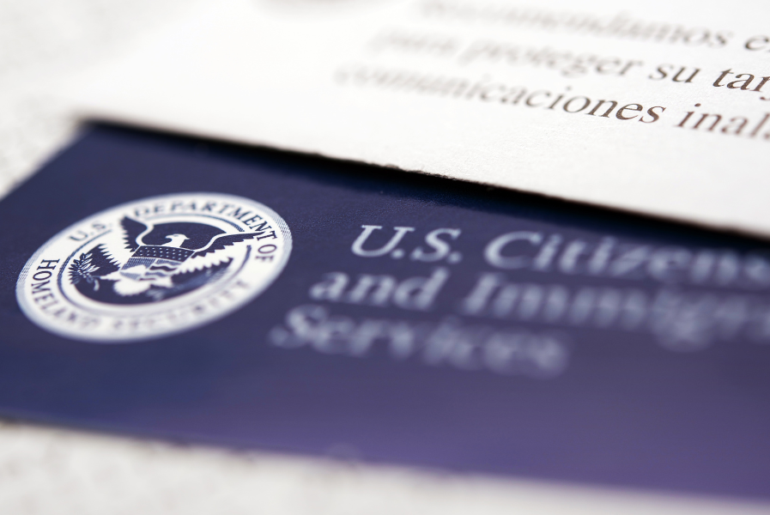 ¿Qué significa el registro obligatorio para inmigrantes en Estados Unidos sin estatus legal bajo el gobierno del presidente Trump? Inmigrantes en Estados Unidos